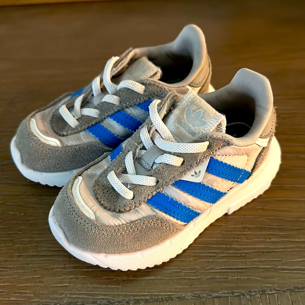 Toddler size 6 Adidas sneakers
